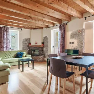 https://residence-mariavittoria-2.it-lombardy.com